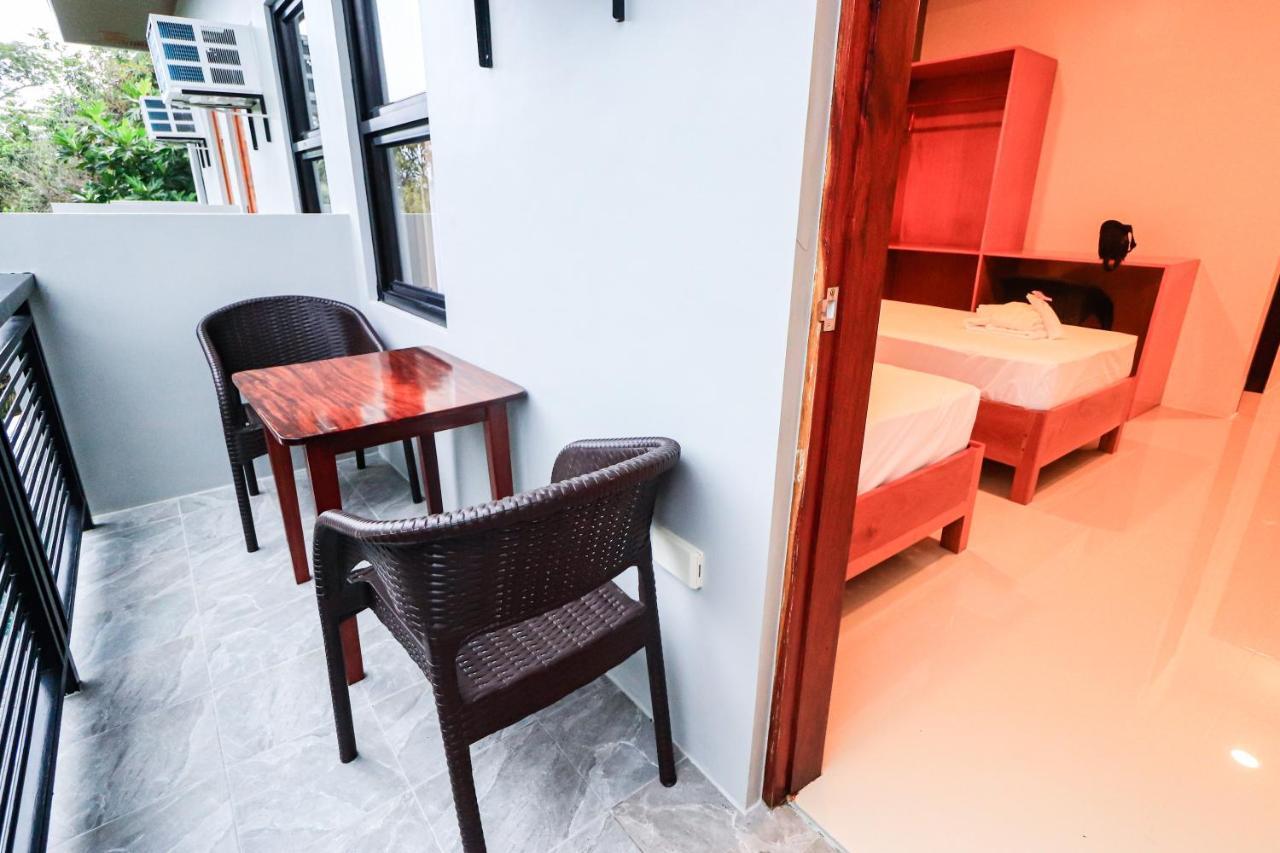 Josefina'S Tourist Inn Бусуанга Экстерьер фото