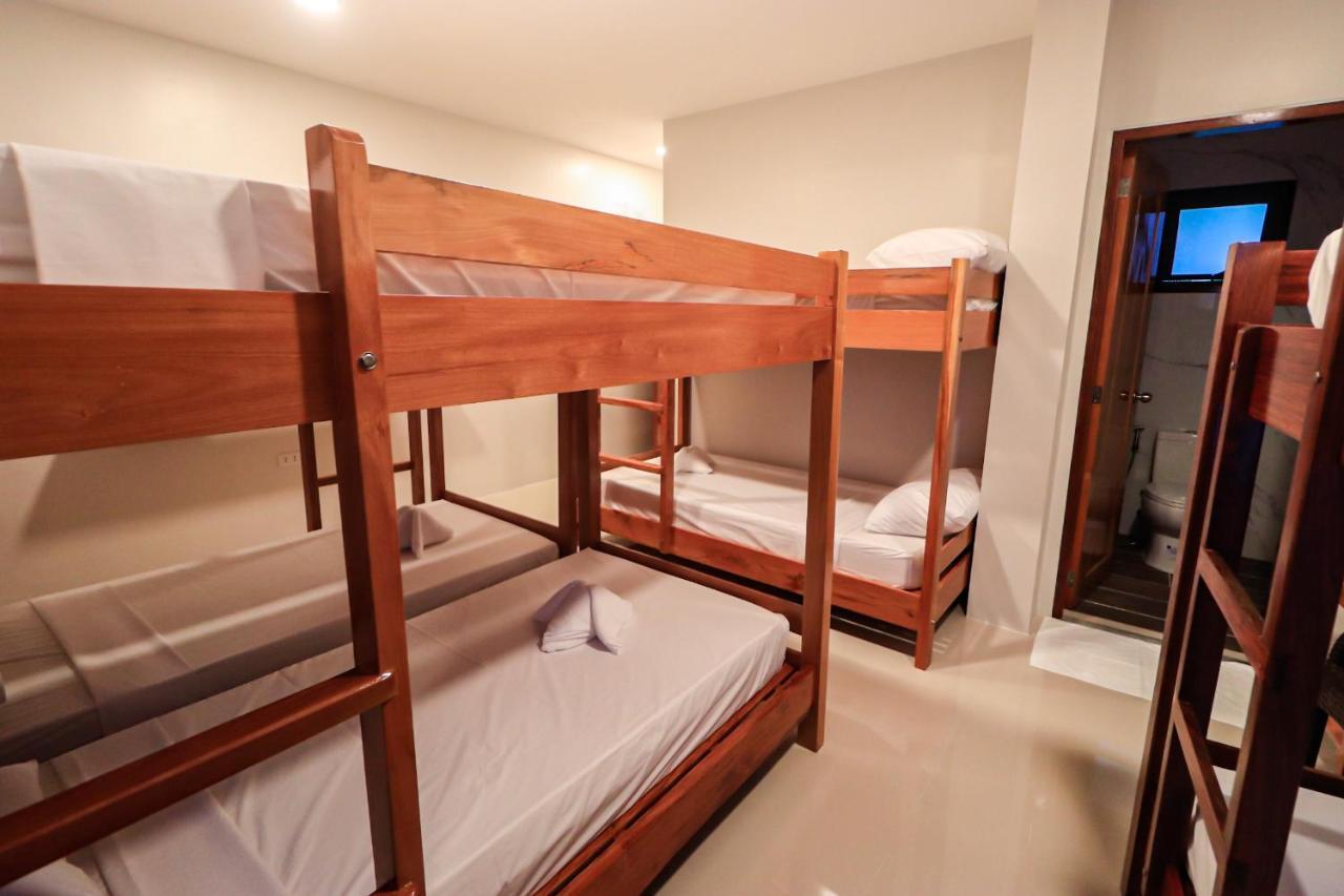 Josefina'S Tourist Inn Бусуанга Экстерьер фото